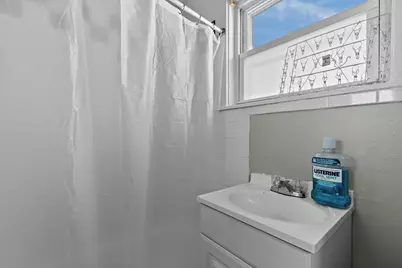 26 Brow St, Fall River, MA 02721 - Photo 25