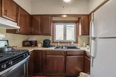 111 Park St, Fall River, MA 02721 - Photo 27