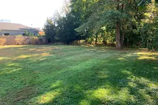 48 Chapel St, Northampton, MA 01060 - Photo 5