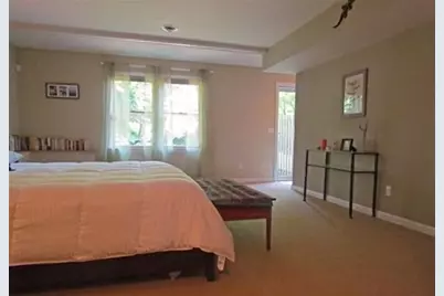 48 Chapel St #A, Northampton, MA 01060 - Photo 23