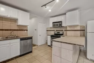 571 Somerville Ave. #A, Somerville, MA 02143 - Photo 3