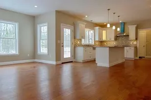 40 Green St, Foxboro, MA 02035 - Photo 5