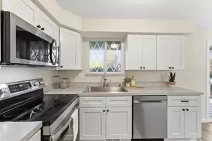 84 Fuller St, Ludlow, MA 01056 - Photo 13