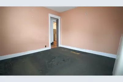 49 Upland St, Springfield, MA 01104 - Photo 13