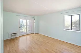 4975 Washington St, Boston, MA 02132 - Photo 13