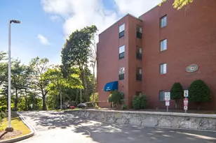 4975 Washington St, Boston, MA 02132 - Photo 3