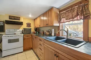 22 Mill Pond Rd, Pembroke, MA 02359 - Photo 17