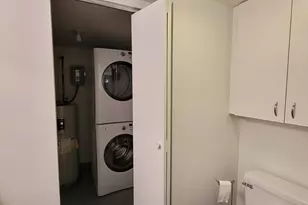 218 Thorndike St, Cambridge, MA 02141 - Photo 11