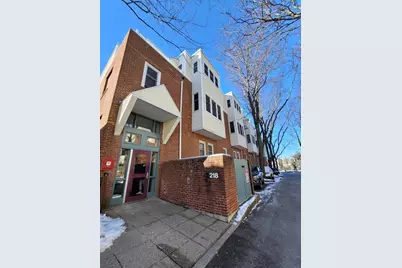 218 Thorndike St #301, Cambridge, MA 02141 - Photo 1