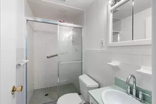 30 Lake Shore Ct, Boston, MA 02135 - Photo 9