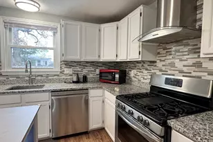 1515 Gorham St, Lowell, MA 01852 - Photo 5