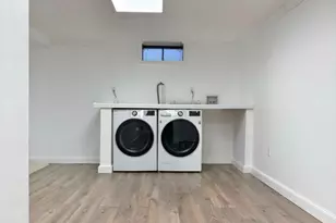 1515 Gorham St, Lowell, MA 01852 - Photo 25