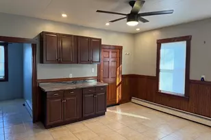 8 Beckman St, Worcester, MA 01607 - Photo 3