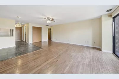 30 Conant St #3B, Beverly, MA 01915 - Photo 3