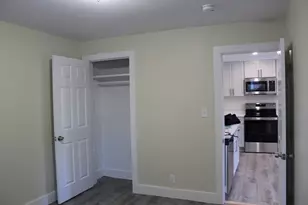 78 Endicott St, Peabody, MA 01960 - Photo 9