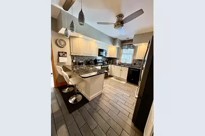 111 Quaboag St, Warren, MA 01083 - Photo 5