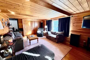 111 Quaboag St, Warren, MA 01083 - Photo 15