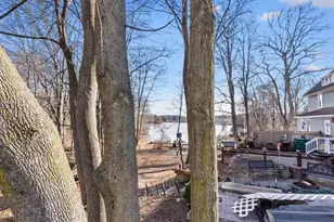 6 Crescent St, Northbridge, MA 01588 - Photo 23