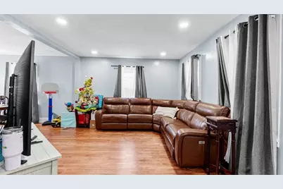 6 Crescent Street #6, Northbridge, MA 01588 - Photo 7