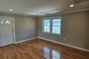 21 Lincoln St, Reading, MA 01867 - Photo 7