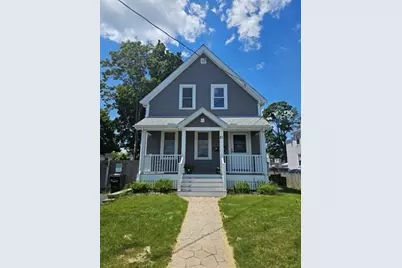 21 Lincoln St #2, Reading, MA 01867 - Photo 1