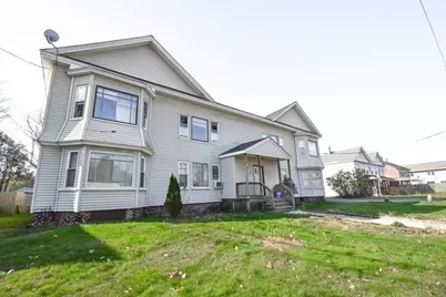 1282.5 S Main St #2R, Palmer, MA 01069 - Photo 1