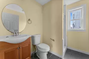 571 Washington St, Boston, MA 02135 - Photo 9