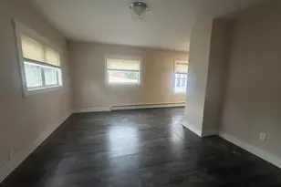 105 Elm St, Gardner, MA 01440 - Photo 9