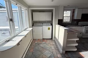 18 Grove St, Lynn, MA 01905 - Photo 3