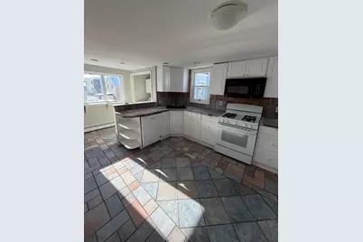 18 Grove St #2, Lynn, MA 01905 - Photo 5