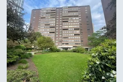 10 Hawthorne Place #106, Boston, MA 02114 - Photo 25