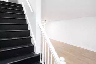 116 Breckwood Cir, Springfield, MA 01119 - Photo 9