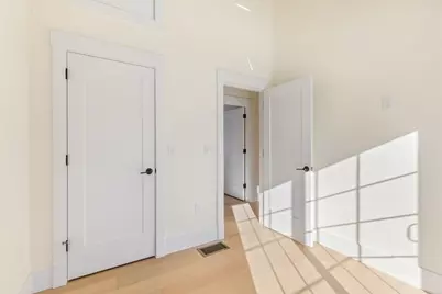 639 E.Broadway #A, Haverhill, MA 01830 - Photo 17