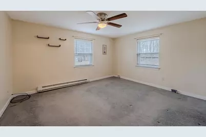 23 Frank St #2, Dracut, MA 01826 - Photo 7