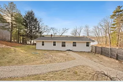 40 Lakeshore Dr, Norfolk, MA 02056 - Photo 5