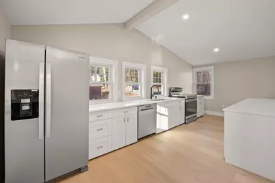 40 Lakeshore Dr, Norfolk, MA 02056 - Photo 7