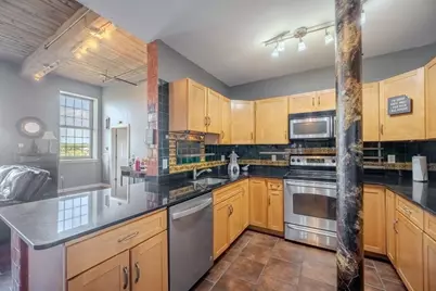 52 Lawrence Dr #M408, Lowell, MA 01854 - Photo 3