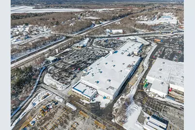 950 Kings Hwy #18, New Bedford, MA 02745 - Photo 11