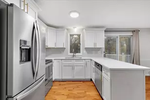 3 Muriel Ln, Falmouth, MA 02536 - Photo 9