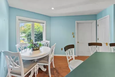 42 Fairway Dr #Golfview, Plymouth, MA 02360 - Photo 5