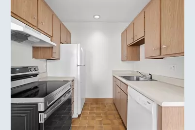 1 Cypress Rd #107, Boston, MA 02135 - Photo 5