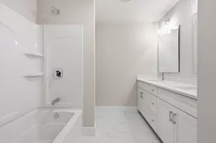 7 Elise Ave, Londonderry, NH 03053 - Photo 25