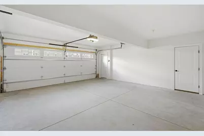 7 Elise Ave #-, Londonderry, NH 03053 - Photo 33