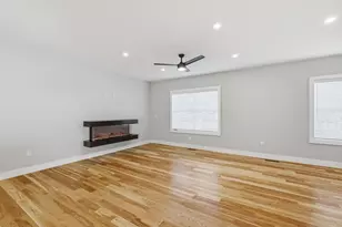 7 Elise Ave, Londonderry, NH 03053 - Photo 13