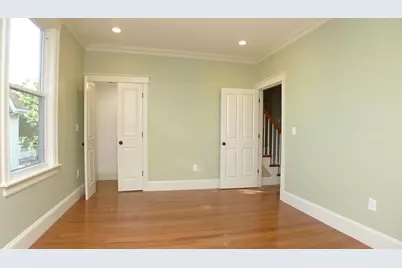 10 Savin Hill Ave #2, Boston, MA 02125 - Photo 5