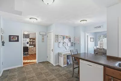 36 King St, Groveland, MA 01834 - Photo 5