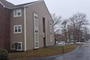 35 Longworth Ave, Brockton, MA 02301 - Photo 9