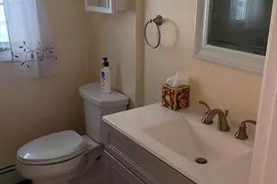 13 Blanchard Ave, Uxbridge, MA 01569 - Photo 11