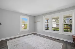 20 Ottawa St, Agawam, MA 01001 - Photo 17