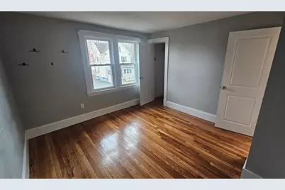 20 Ottawa St, Agawam, MA 01001 - Photo 11